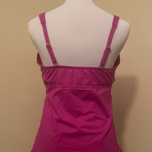 Lands’ End - Tankini Swimsuit Top - Size 12 Magenta - Picture 2 of 3